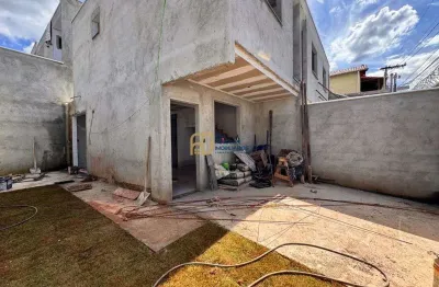 Casa Geminada à Venda - 130m² - 2 Quartos com Suítes - 1 Vaga - Jardim Leblon BH