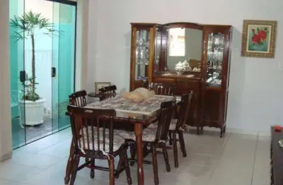 Casa com 3 dormitórios à venda, 132 m² por r$ 690.000,00 - jardim zeni - jaguariúna/sp