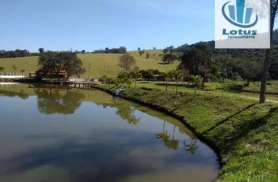 Sítio com 3 dormitórios à venda, 121000 m² por r$ 1.600.000,00 - zona rural - jacutinga/mg