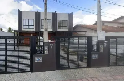 Sobrado geminado à venda no  bairro costa e silva, joinville sc.  no valor de r$690.000,00.  com  112 m² de área construída, com 03 dor