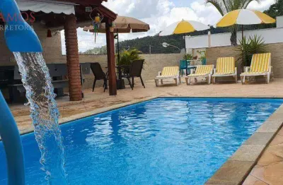 Casa à venda com 3 dormitórios, sendo 1 suíte, no jardim le villete, em águas de lindóia.