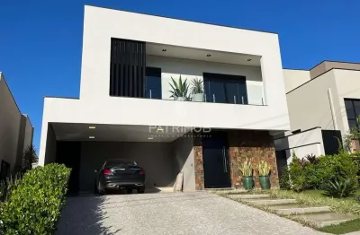 Sobrado mobiliado c/ 3 suítes 'porteira fechada' em condomínio alto do castelo.