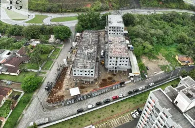 Em fase de construção; reviera, próximo a praia martim de sá, caraguatatuba