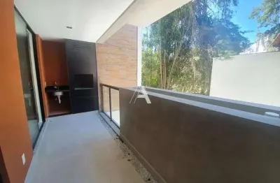 Lindo apartamento (varanda), 2 quartos (1 suíte). melhor bairro de teresópolis.