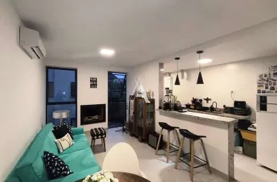 Charmoso apartamento com 3 quartos (1 suíte), no bom retiro - teresópolis