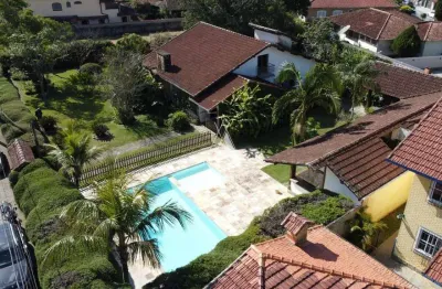 Excelente casa rústica com lazer completo – teresópolis/rj