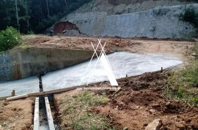Terreno ideal para depósito/galpão na br 116 (teresópolis, bairro três córregos)