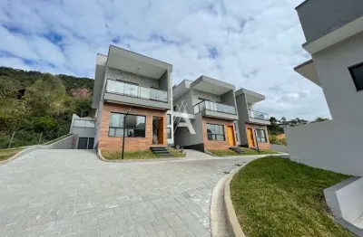 Casa de condomínio à venda com 3 quartos, 3 banheiros, 138m²  r$ 1.100.000