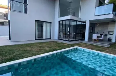 Casa com 3 quartos à venda no parque san carlo, poços de caldas , 204 m2 por r$ 1.250.000