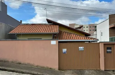 Casa com 3 quartos à venda no jardim dos manacás, poços de caldas , 120 m2 por r$ 600.000