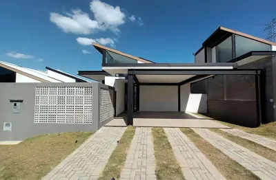 Casa com 3 quartos à venda no jardins de florença, poços de caldas , 150 m2 por r$ 1.300.000