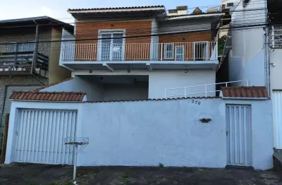 Casa com 3 quartos à venda na vila caio junqueira, poços de caldas , 106 m2 por r$ 490.000