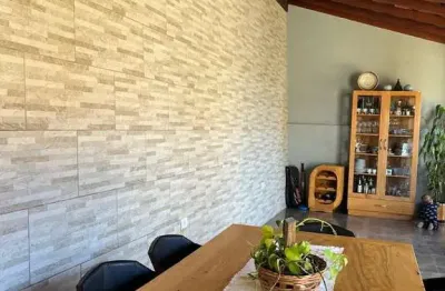 Casa com 3 quartos à venda no jardim vitória, poços de caldas , 208 m2 por r$ 840.000