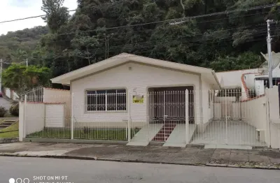 Casa com 3 quartos para alugar no são domingos, poços de caldas , 120 m2 por r$ 3.200