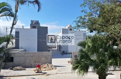 Sobrado com 2 dormitórios à venda, 130 m² por r$ 703.000,00 - jardim capricórnio - caraguatatuba/sp