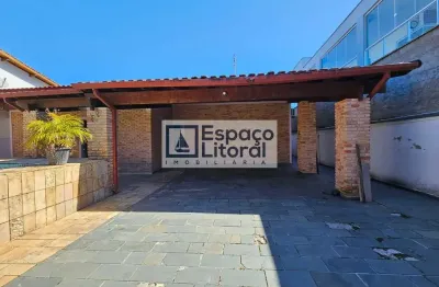 Casa com piscina à venda no bairro sumaré, em caraguatatuba!!!!