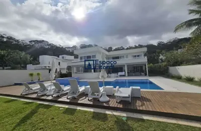 Casa em condomínio fechado com 10 quartos à venda na praia da cocanha, caraguatatuba , 803 m2 por r$ 17.000.000