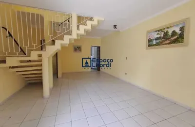 Casa em condomínio fechado com 3 quartos para alugar no martim de sá, caraguatatuba , 108 m2 por r$ 3.659