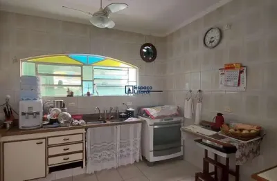 Casa com 4 quartos à venda no sumaré, caraguatatuba , 377 m2 por r$ 1.100.000