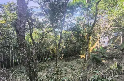 Terreno à venda no Cigarras, São Sebastião 