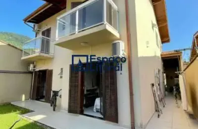 Casa com 4 quartos à venda em toninhas, ubatuba , 205 m2 por r$ 1.700.000