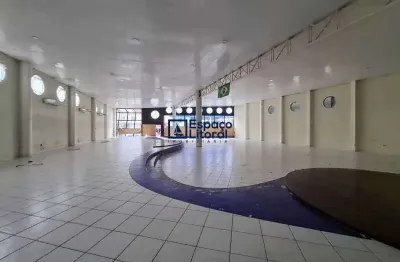 Ponto comercial com 4 salas para alugar no centro, caraguatatuba , 1745 m2 por r$ 50.000
