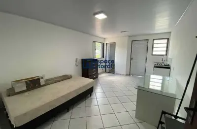 Kitnet / Stúdio para alugar no Centro, Caraguatatuba 