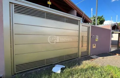 Casa com 3 quartos à venda na Rua Maria Conceição Guimarães, 28, Residencial Oliveira, Campo Grande
