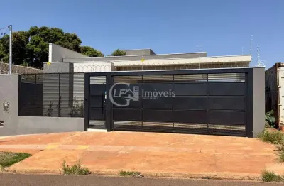 Casa à venda em campo grande-ms, bairro são francisco: 3 quartos, 1 suíte, 1 sala, 2 banheiros, 2 vagas de garagem, 131,00 m² de área. venha conferir!