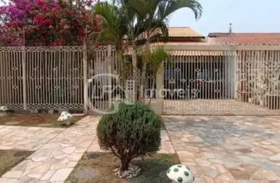 Oportunidade única! terreno amplo com casa completa e sofisticada