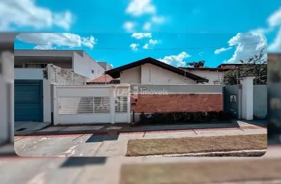 Imperdível: casa à venda em campo grande-ms no carandá bosque ii! 3 quartos, 2 suítes, 3 salas, 4 banheiros, 2 vagas, 180,41 m².