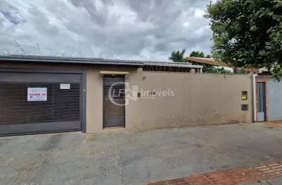Você busca um imóvel que une conforto, espaço e potencial de investimento, essa casa no bairro santo antônio é a escolha ideal.