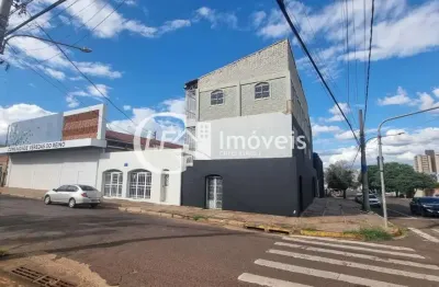 Oportunidade imperdível ? salão comercial com 3.700m² localização estratégica na rua dom aquino ? em frente à praça das araras (cabeça de boi)