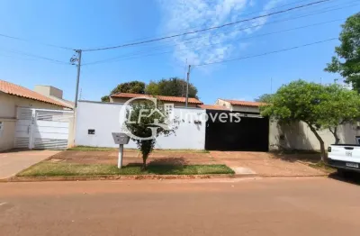 Casa para locação em campo grande-ms, no jardim colúmbia: 2 quartos, 1 sala, 1 banheiro e 3 vagas de garagem!