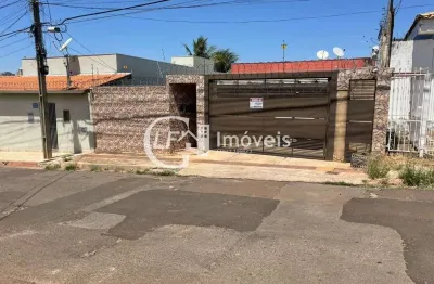 Casa à venda em campo grande-ms, bairro amambaí: 4 quartos, 1 suíte, 2 salas, 6 vagas de garagem!