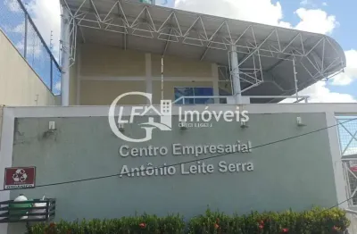 Sala comercial para locação no bairro Santa Fé, Campo Grande-MS: 1 sala, 1 banheiro, 1 vaga de garagem, 55m².