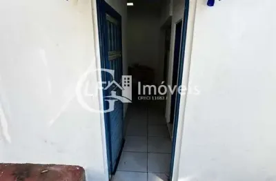 Espaçosa Casa Comercial à Venda em Campo Grande-MS, Bairro Ipiranga - 6 quartos, 3 salas, 320m² de Área
