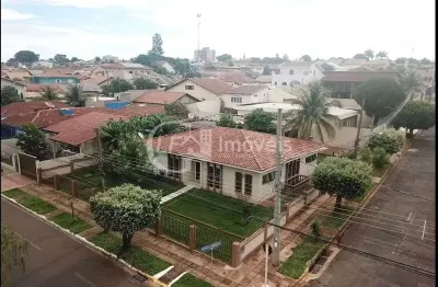 Impecável casa à venda na orla morena em campo grande-ms: 4 quartos, 1 suíte, 4 salas, 2 banheiros, 7 vagas, 289,61 m²!