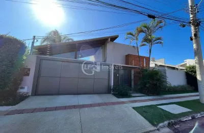 Casa com 3 quartos à venda na Rua Peixe Vivo, 356, Carandá Bosque, Campo Grande