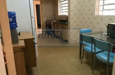 Casa com 4 quartos a alguns metros do metrô ana rosa