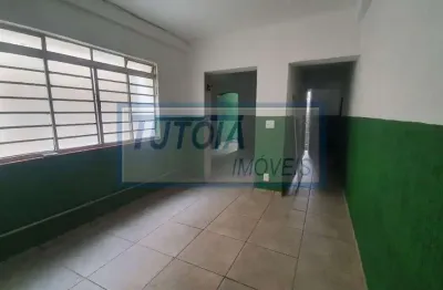 Casa comercial com 4 salas para alugar na Rua Tutóia, --, Paraíso, São Paulo