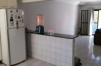 Torre única com 3 aptos somente, condomínio baixo e com 124 área construída!