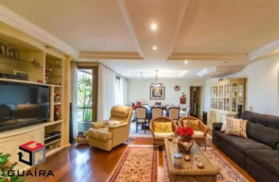 Apartamento amplo decorado em estilo clássico com 178m² localizado na vila gilda em santo andré.