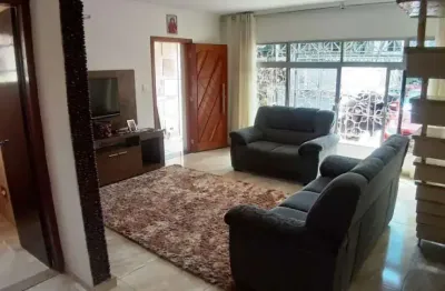 Sobrado de 200m², localizado no bairro vila moraes em são paulo- sp