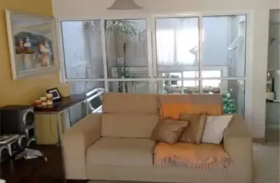 Casa com 4 quartos para alugar na Rua Nicola Spinelli, 451, Nova Petrópolis, São Bernardo do Campo