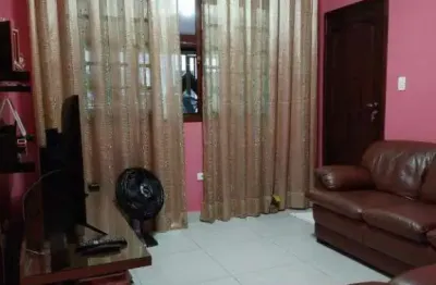 Sobrado com 132m² localizado no bairro piraporinha em diadema.