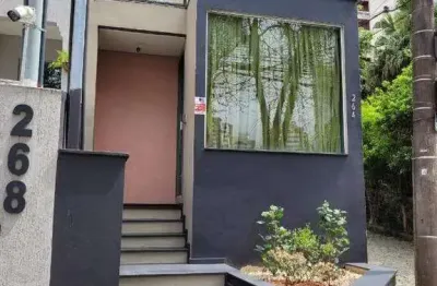 Casa à venda na Rua Almirante Tamandaré, 264, Centro, Santo André
