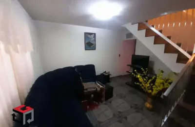 Casa térrea com 150m² localizado no parque novo oratório em santo andré/sp.