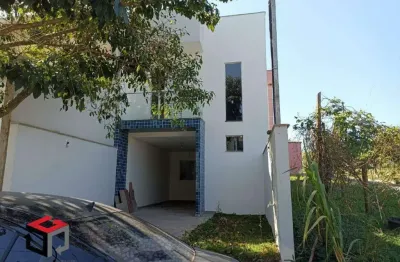 Casa com 3 quartos à venda na Avenida José Fernando Medina Braga, 4068, Parque São Vicente, Mauá