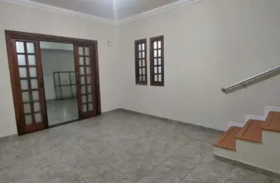 Casa com 4 quartos para alugar na Travessa Teodoro Macedo, 60, Silveira, Santo André
